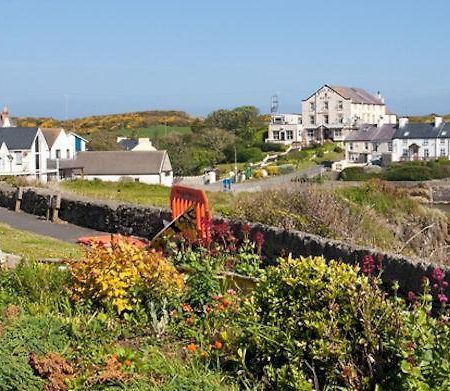 Bull Bay Hotel Amlwch Bagian luar foto